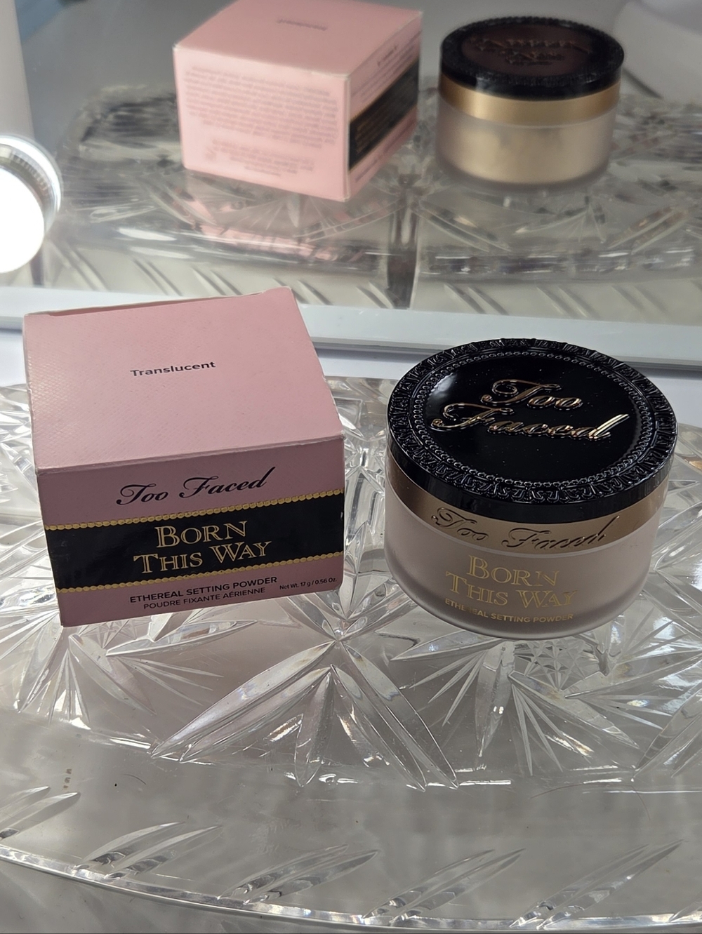 Too Faced Born This Way Ethereal Setting Powder Translucent